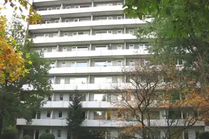 Property thumbnail 1