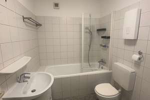 Toplage in Rodenkirchen! Helle 4-Zimmerwohnung mit Balkon – Die vollständige Adresse der Immobilie erhältst du vom Anbieter., 50996 Rodenkirchen (Ortsteil), Köln – Vorschaubild 3