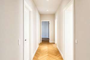Traumhafte 4-Zimmer-Altbauwohnung mit kleinem Balkon am Schustehrusspark! RENOVIERT & BEZUGSFREI! – Schustehrusstraße 28, 10585 Charlottenburg, Berlin – Vorschaubild 12