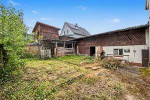 Ein Zweifamilienhaus für Generationen – mit viel Gestaltungsspielraum in Kleinwallstadt-Hofstetten – Die vollständige Adresse der Immobilie erhältst du vom Anbieter., 63839 Kleinwallstadt – Vorschaubild 2