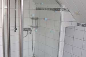 Familienhaus mit viel Platz und Räumen z.B. für Wohnen und Arbeiten – Die vollständige Adresse der Immobilie erhältst du vom Anbieter., 51149 Finkenberg, Köln – Vorschaubild 34