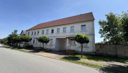 Bild von Faktor 10,5 im Speckgürtel von Gardelegen - solides Mehrfamilienhaus mit Entwicklungspotenzial