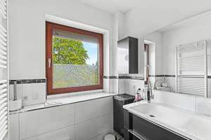 Familienglück in Hamburg-Rönneburg – EFH mit sonnigem Südwestgarten auf ca. 450 m² Grundstück – Die vollständige Adresse der Immobilie erhältst du vom Anbieter., 21079 Rönneburg, Hamburg – Vorschaubild 21