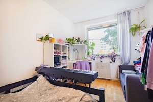 möbliertes 11m²-Zimmer in heller 93m²-Damen-WG in Freiburg ab 01.10.2026 frei! ✨ – Laufener Straße 13, 79114 Weingarten, Freiburg im Breisgau – Vorschaubild 3