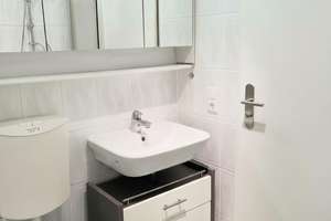Charmantes WG Zimmer mit Balkon in München-Moosach – Joseph-Seifried-Straße 29, 80995 Lerchenau-West, München – Vorschaubild 6