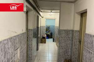  Wohnhaus mit weitläufigem Grundstück


 – Die vollständige Adresse der Immobilie erhältst du vom Anbieter., 30453 Ahlem, Hannover – Vorschaubild 12