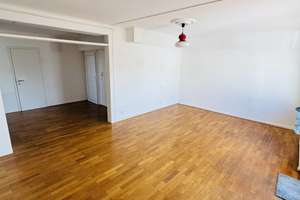 Helle 2,5 Zimmer Wohnung mit Aufzug, Parkett und Balkon in Krefeld-Stadtmitte – Rheinstraße 2, 47799 Cracau, Krefeld – Vorschaubild 9