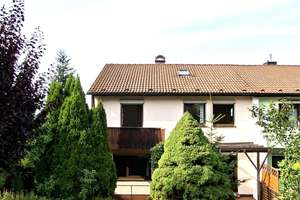 Reihenendhaus mit großem Garten, Garage in begehrter Wohnlage von Aalen – Die vollständige Adresse der Immobilie erhältst du vom Anbieter., 73431 südliche Bahnlinie, Aalen – Vorschaubild 1