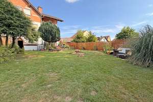 Schöne Erdgeschosswohnung mit Terrasse