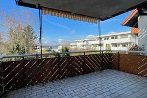 gepflegte 3 Zimmer Wohnung in Steißlingen mit Balkon, Keller und TG-Parkplatz