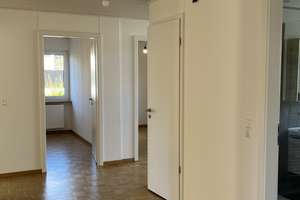 Helles charmantes Einfamilienhaus in Bubenreuth mit riesigem Garten – Die vollständige Adresse der Immobilie erhältst du vom Anbieter., 91088 Bubenreuth – Vorschaubild 6