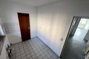 3-Zimmer-Wohnung mit Balkon & kleinem Gartenblick in Essen-Altendorf – Schonnefeldstr. 105, 45326 Altenessen-Süd, Essen – Vorschaubild 22