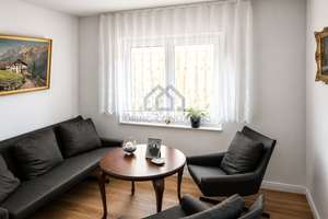 Charmante DHH in ruhiger Wohnlage – Die vollständige Adresse der Immobilie erhältst du vom Anbieter., 71642 Hoheneck, Ludwigsburg – Vorschaubild 8