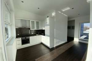 2-Zimmer Penthouse Wohnung in Laim