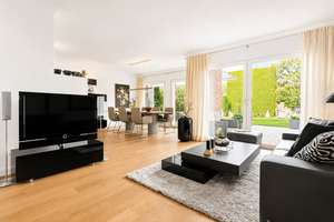 Die Kunst, genau richtig zu wohnen: Design, Ruhe und Lebensqualität – Ihr neues Zuhause in Sasel – Die vollständige Adresse der Immobilie erhältst du vom Anbieter., 22393 Sasel, Hamburg – Vorschaubild 3