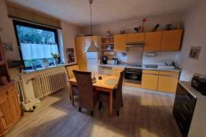 Gepflegte Altbau-Charme Doppelhaushälfte mit großem, parkähnlichen Grundstück am Rosterberg! – Siegen-Wittgenstein (Kreis) – Vorschaubild 14