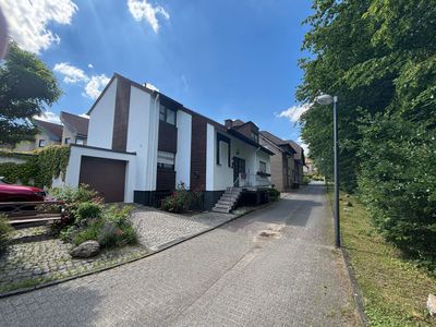 Einfamilienhaus mit Einliegerwohnung in guter, familienfreundlicher und ruhiger Wohnlage