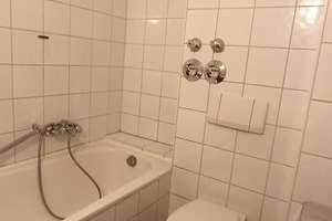 Gepflegte, gut geschnittene , helle 1-Zi.-Whg. mit separater Küche, Wannenbad und Balkon! – Die vollständige Adresse der Immobilie erhältst du vom Anbieter., 80997 Moosach-Bahnhof, München – Vorschaubild 5