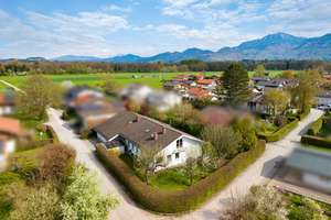 Architektenhaus mit Traumgarten, Indoor-Pool & uneinsehbarem Grundstück in ruhiger Lage – Die vollständige Adresse der Immobilie erhältst du vom Anbieter., 83236 Übersee – Vorschaubild 1