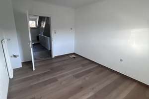 Modernisiertes 5-Zimmer-Haus mit EBK in Runkel – Die vollständige Adresse der Immobilie erhältst du vom Anbieter., 65594 Runkel – Vorschaubild 31