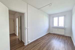 **AB SOFORT** - 3-Zimmer-Wohnung in grüner Umgebung! – Altgorbitzer Ring 10, 1169 Gorbitz-Süd, Dresden – Vorschaubild 9