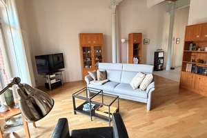 Lichtdurchflutete  modernisierte 2-Zimmer-Wohnung in  Potsdam - Top Lage
