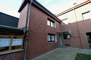 Außergewöhnliche Flächenvielfalt auf mehreren Ebenen – ideal für Familien oder Mehrgeneratione – Die vollständige Adresse der Immobilie erhältst du vom Anbieter., 41751 Viersen – Vorschaubild 1