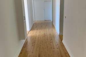 Altbauwohnung in zentraler Lage über den Dächern Kiels mit großer Doppelgarage – Wilhelminenstraße 18, 24103 Damperhof, Kiel – Vorschaubild 10