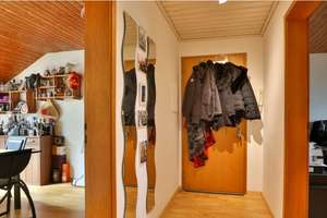 Kühle 3,5-Zimmer-DG-Wohnung in Reutlingen mit Garten und Stellplatz – Erlenbachstraße 39, 72768 Altenburg, Reutlingen – Vorschaubild 5