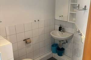 Drei Zimmer in Hamburg: Helle Dachgeschosswohnung mit Balkon – Hermannstal 37, 22119 Horn, Hamburg – Vorschaubild 2