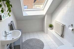 Bezugsfreie 3-Zimmer-Wohnung mit ca. 40qm Ausbaupotenzial – 51371 Rheindorf, Leverkusen – Vorschaubild 9