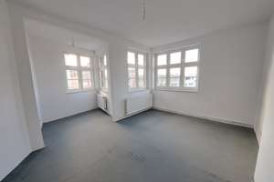 Renovierte 3-Zimmer-Wohnung mit Balkon in Bremerhaven-Lehe! – Fritz-Reuter-Straße 42, 27568 Lehe, Bremerhaven – Vorschaubild 2