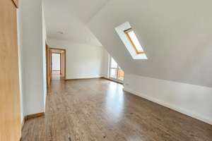 Ihr neues Heim: 4-Zimmer-Wohnung + Gäste-WC + Balkon – 39118 Lemsdorf, Magdeburg – Vorschaubild 3