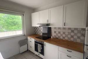 Toplage in Rodenkirchen! Helle 4-Zimmerwohnung mit Balkon – Die vollständige Adresse der Immobilie erhältst du vom Anbieter., 50996 Rodenkirchen (Ortsteil), Köln – Vorschaubild 2