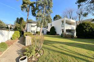 Anwesen auf 1.380 m² Grundstück in begehrter Westend-Lage mit Pool, Sauna und Sanierungspotenzial
