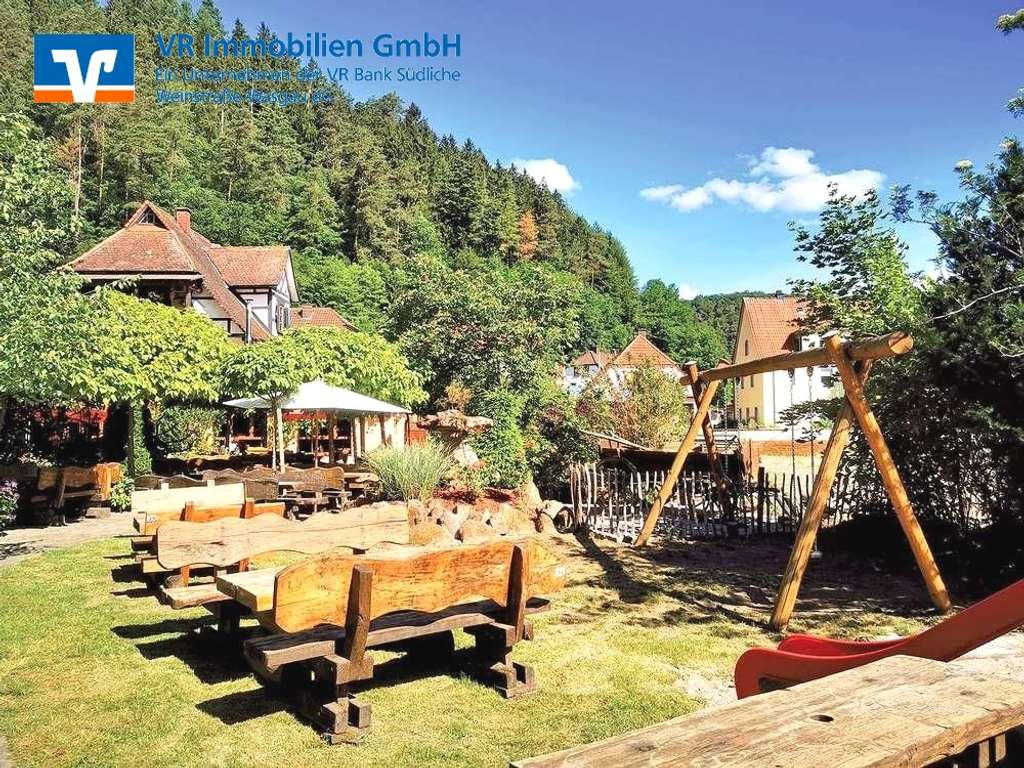 Immobilie in Hinterweidenthal - Charmantes, einzigartiges Wohnhaus mit Gaststätte und Biergarten in Hinterweidenthal - Bild 3