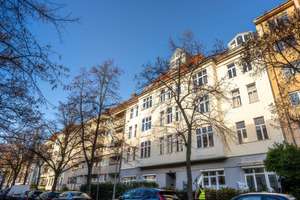 Bezugsfreie und Helle Wohnung nahe Hohenzollerndamm mit 3,5m Deckenhöhe und französischem Balkon – Die vollständige Adresse der Immobilie erhältst du vom Anbieter., 14193 Schmargendorf, Berlin – Vorschaubild 6