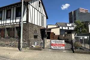 Solides Einfamilienhaus am Stadtrand – Haus mit Historie und Garten – Neuwied (Kreis) – Vorschaubild 1