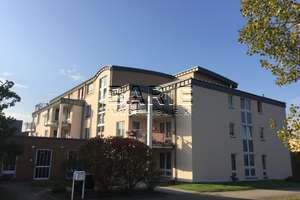 Mit großem Balkon und Lift -  schöne 3 Zimmer Wohnung in Dresden Kleinpestitz / Mockritz