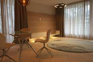 Exklusive möblierte 3-Zimmer-Wohnung 
in München-Bogenhausen