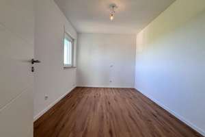 Kernsanierte 4-Zimmer-Wohnung mit Weitblick, großzügigem Grundriss & privatem TG-Stellplatz  – Die vollständige Adresse der Immobilie erhältst du vom Anbieter., 89134 Blaustein – Vorschaubild 6