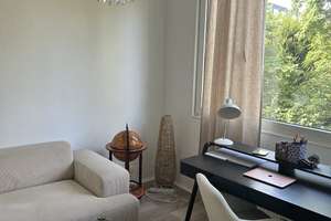 Moderne, renovierte Wohnung mit Sonnenbalkon in Düsseldorf-Holthausen