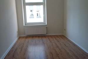 Ansprechende 2-Zimmer-Wohnung mit Gemeinschaftsbalkon in Aachen – Stolbergerstraße 34, 52068 Adalbertsteinweg, Aachen – Vorschaubild 2