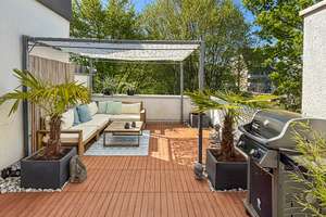 Lichtdurchflutete Maisonette-Wohnung mit weitläufiger Dachterrasse in Bestlage von Köln-Weiden