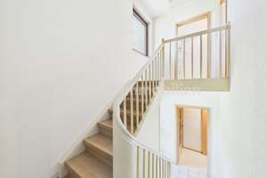 Ein Haus für Familie, Garten und neue Ideen – 60529 Schwanheim, Frankfurt am Main – Vorschaubild 13