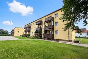 Großzügige 3-Raumwohnung mit Balkon | HP | Bad mit Fenster & Wanne | Küche mit Fenster | PKW-SP