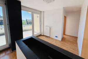 Freie 3/4-Zi-Penthouse-Wohnung in zentraler Lage von Bad Cannstatt – Die vollständige Adresse der Immobilie erhältst du vom Anbieter., 70372 Kurpark, Stuttgart – Vorschaubild 8