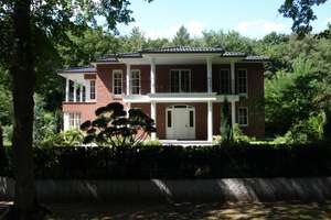 Property thumbnail 1