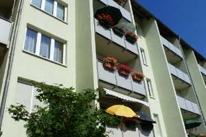 SCHÖNE 3-RAUM Wohnung mit BALKON im Herzen von Chemnitz – Reitbahnstraße 49, 9111 Zentrum, Chemnitz – Vorschaubild 3