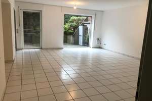 Helle, gut geschnittene 2-Zimmer Souterrain-Wohnung mit EBK und Terrasse – Wüllenweberstrasse 53, 41066 Neuwerk-Mitte, Mönchengladbach – Vorschaubild 3
